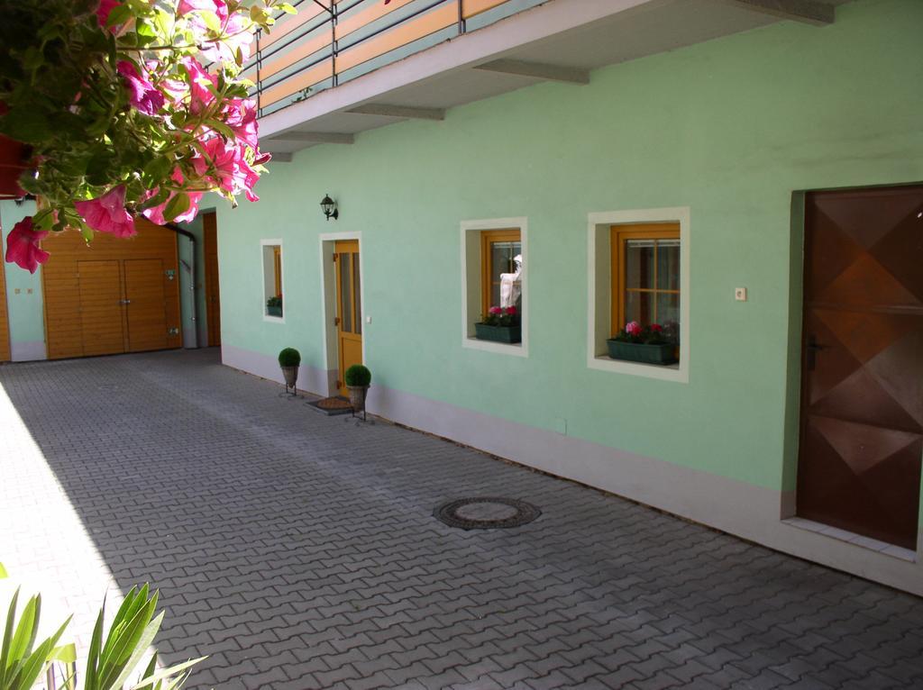 Penzion Netolice Exterior foto
